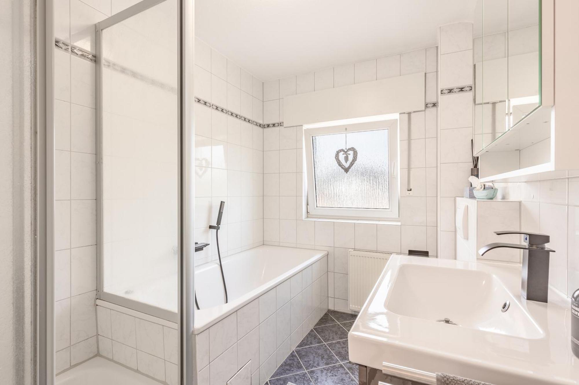 Fewo Gladbeck - Moderne Und Geraeumige 2 Zimmerwohnung Mit Sued-Balkon In Gladbeck-Brauck Naehe Movie Park Und Arena Aufschalke Exterior photo